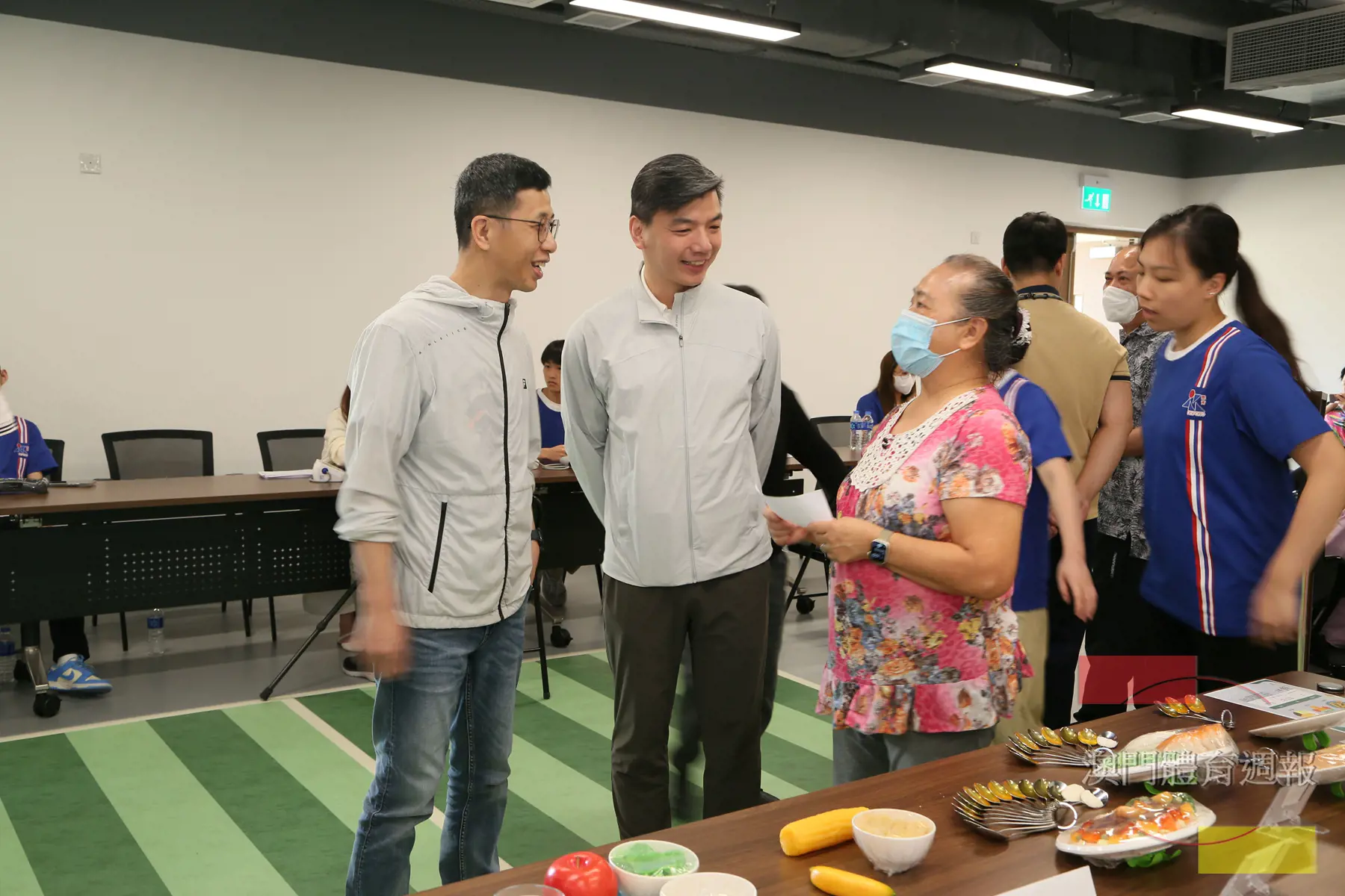 體育健康諮詢站5月11日首次在政府長者公寓順利舉行 (2).jpg